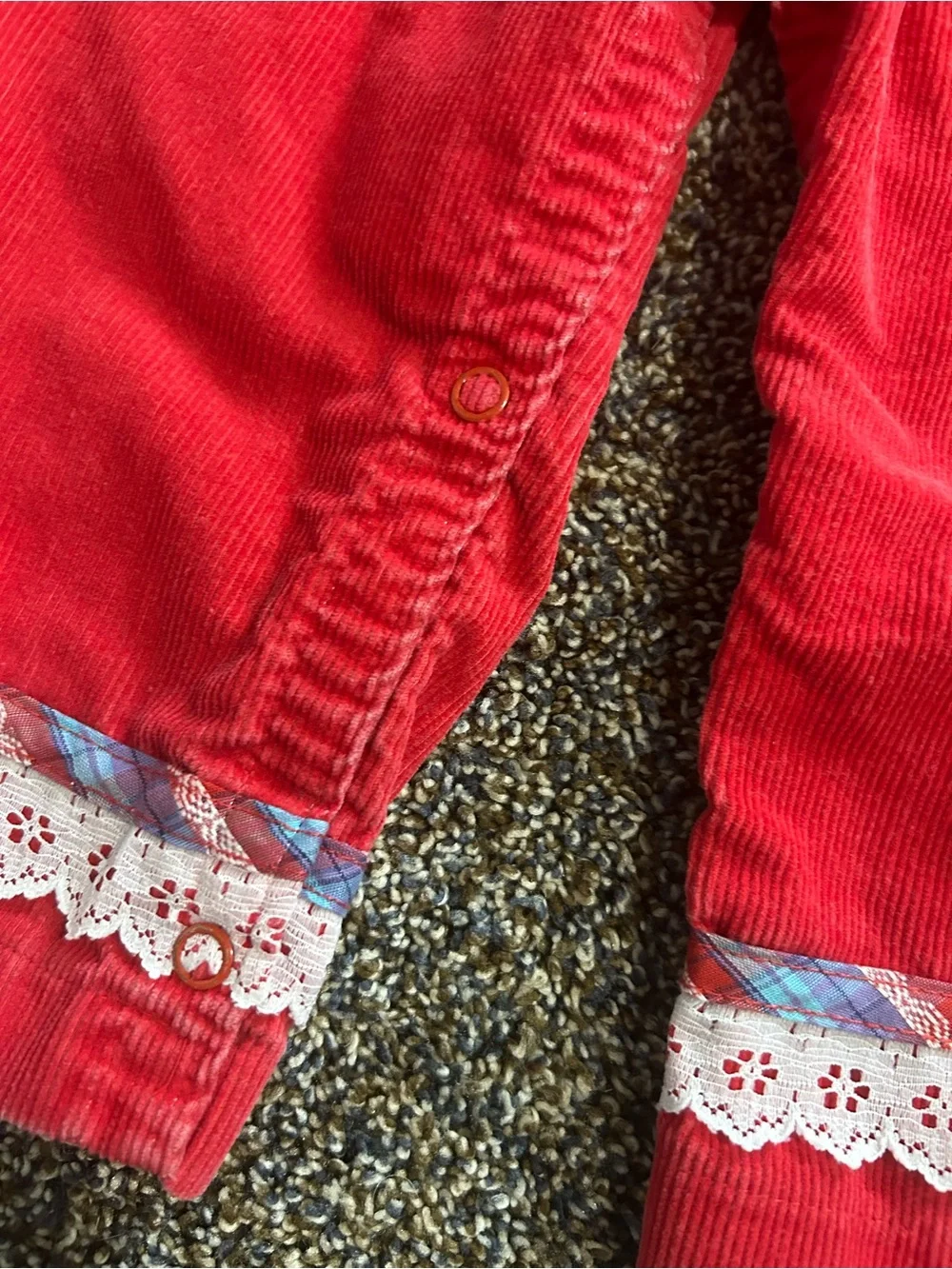 Vintage Carter’s 80s 90s toddler girls 24 months red corduroy lace overalls fall